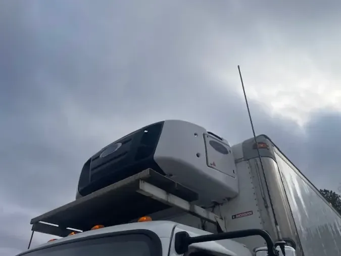 2016 FREIGHTLINER/MERCEDES M2 106