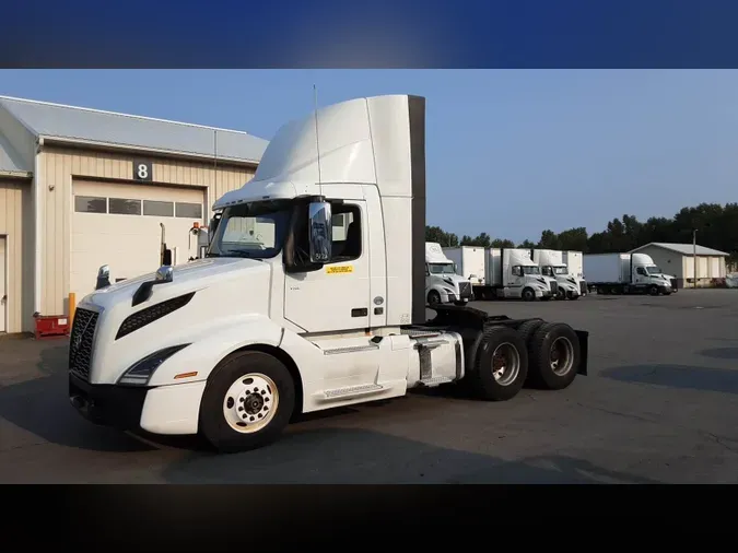 2018 Volvo VNL3000ffc2e3c8333f275cef3ebf095b194e0