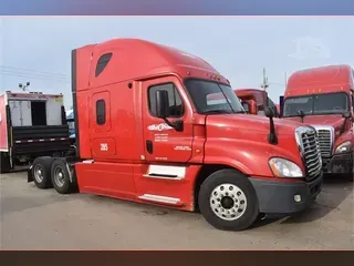 2013 FREIGHTLINER CASCADIA 125