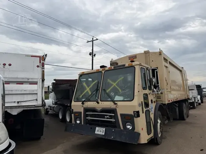 2012 MACK LEU6130ffd92da7f1f032faca7c69d7dd66a45
