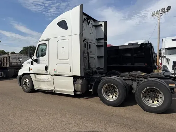 2016 FREIGHTLINER CASCADIA 125