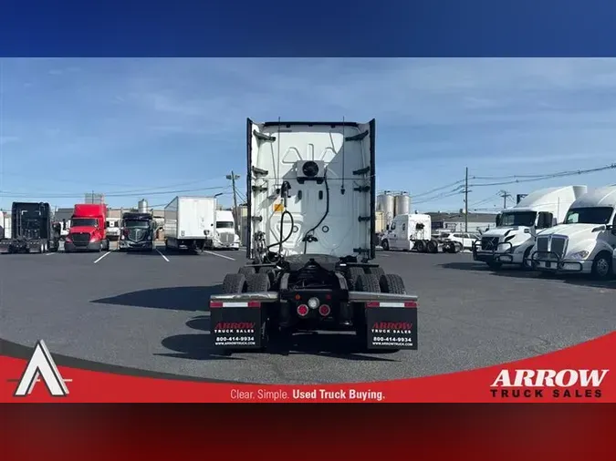 2020 FREIGHTLINER CA126