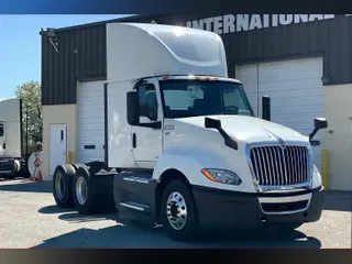 2021 INT LT625 6x4