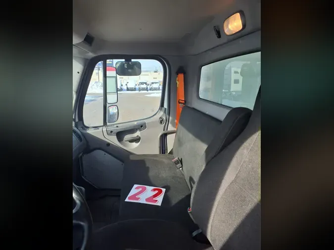 2022 FREIGHTLINER/MERCEDES M2 106