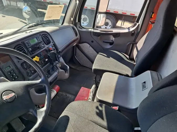 2019 FREIGHTLINER/MERCEDES M2 106