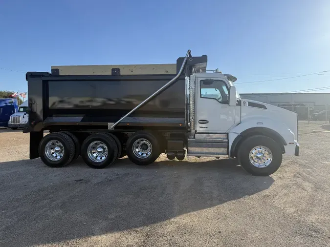 2025 Kenworth T880100a14beaf650bc11c5dbf9a6ce1e34f