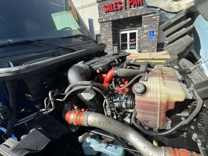 2020 International LT625