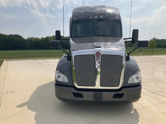 2020 Kenworth T680