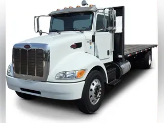 2020 Peterbilt 337
