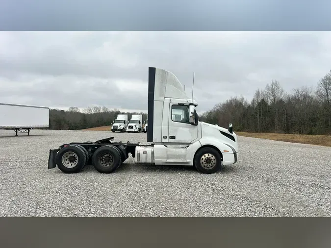 2018 Volvo VNL300