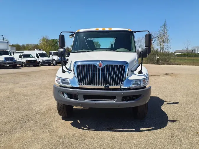 2019 NAVISTAR INTERNATIONAL 4300