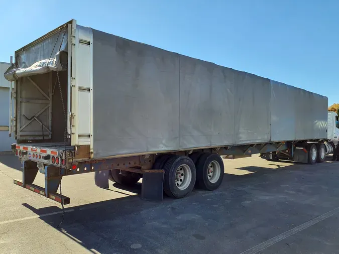 2011 UTILITY TRAILERS FS2CHA 48/102