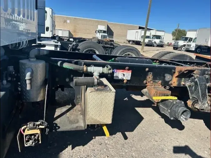 2018 FREIGHTLINER/MERCEDES M2 106