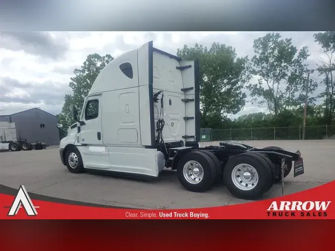 2020 FREIGHTLINER CA126