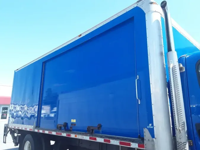 2019 FREIGHTLINER/MERCEDES M2 106101b736eb7b42a5df0817c7bf9391bde
