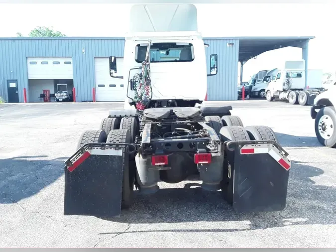 2020 NAVISTAR INTERNATIONAL LT625 DAYCAB T/A