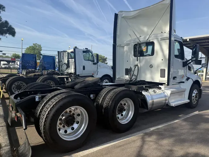 2021 Peterbilt 579101bff49339433a65f4696615986d553