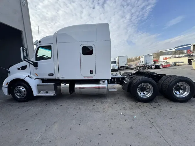 2022 Peterbilt 579
