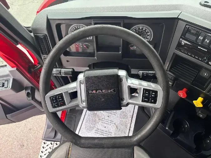 2020 MACK ANTHEM AN64T