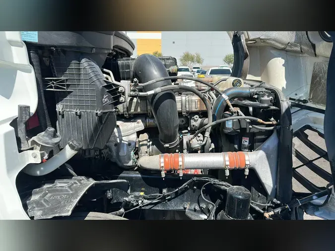2020 Freightliner Cascadia 126