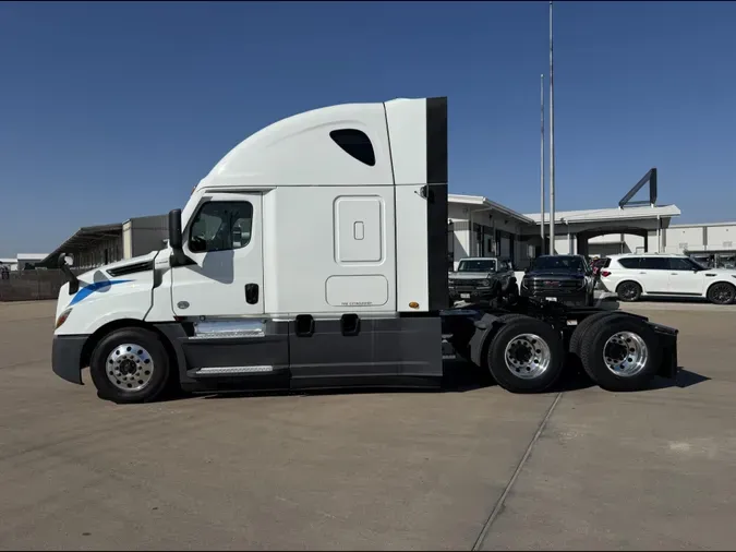 2022 Freightliner Cascadia