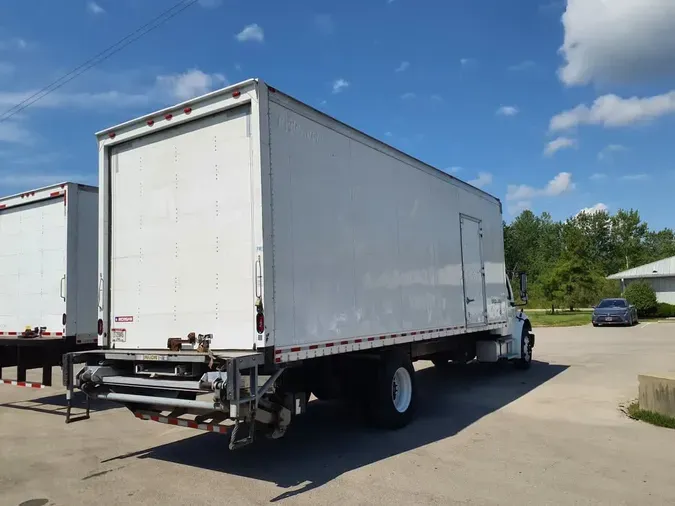 2018 FREIGHTLINER M2 106