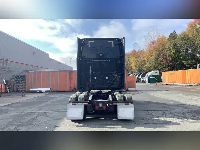 2020 Freightliner Cascadia 126102668e21825124c16d712fff339b457