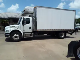 2017 FREIGHTLINER/MERCEDES M2 106