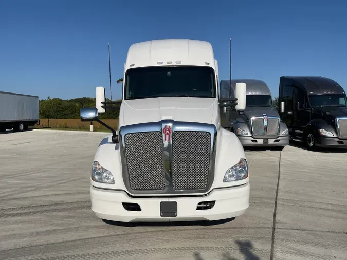 2021 Kenworth T680