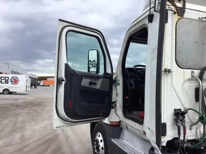 2019 Freightliner Cascadia