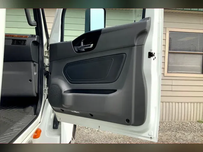 2021 INT LT625 6x4