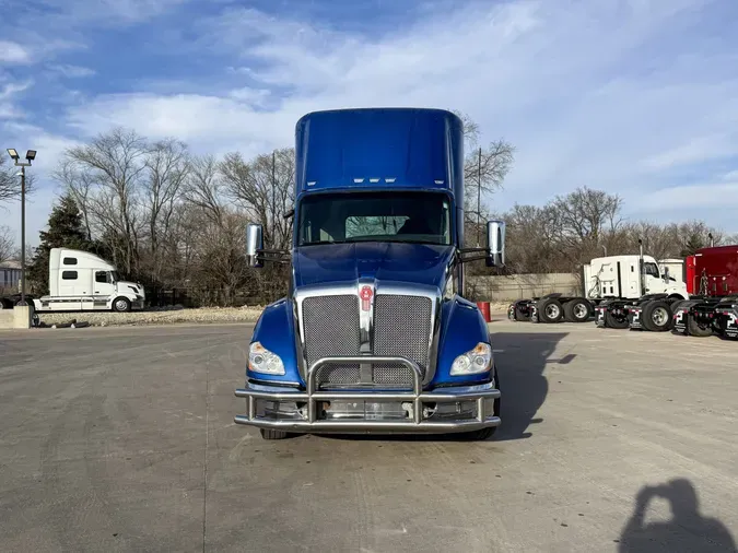 2021 KENWORTH T680102d401234fd0cd0a24943dab1827325