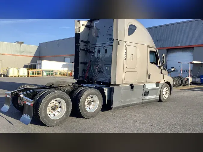 2024 Freightliner Cascadia