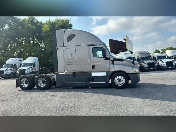 2023 Freightliner Cascadia 126103103f471266ba49fc23ffb8c72bd06