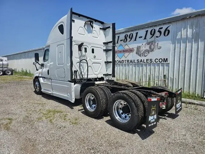 2016 FREIGHTLINER CASCADIA 125