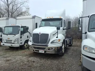 2019 NAVISTAR INTERNATIONAL RH613 DAYCAB S/A