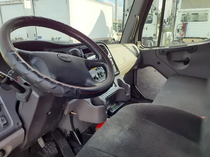 2020 FREIGHTLINER/MERCEDES M2 106