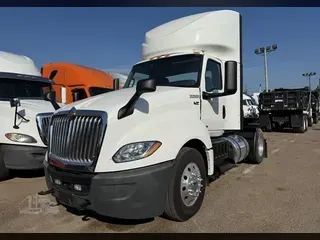 2022 INTERNATIONAL LT