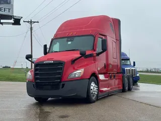 2023 FREIGHTLINER Cascadia 126