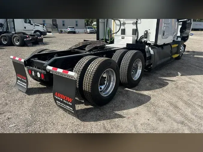 2021 KENWORTH T680