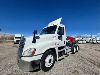 2018 FREIGHTLINER/MERCEDES CASCADIA 125