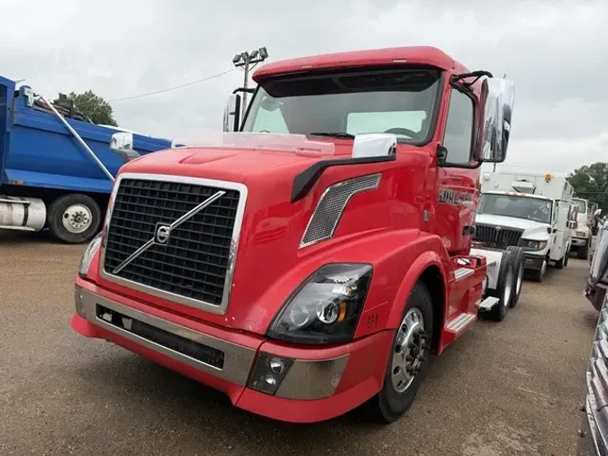 2013 VOLVO VNL64T30010405cdd53da048d55e46be5985753c3