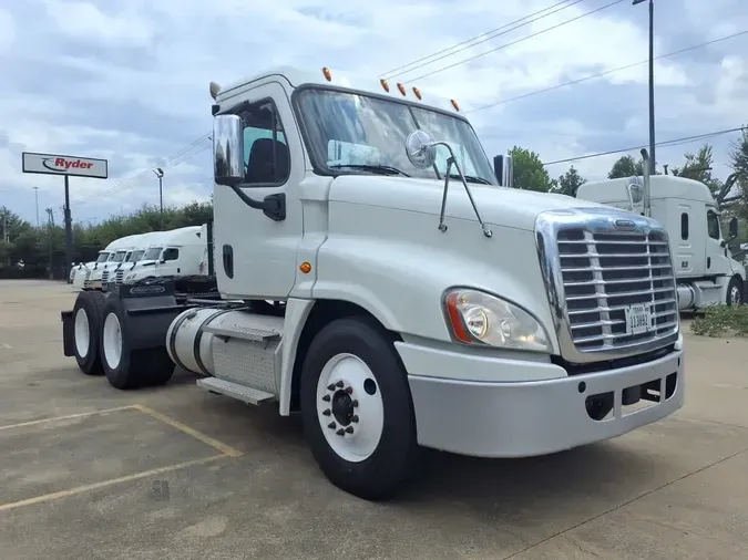 2020 FREIGHTLINER/MERCEDES CASCADIA 1251042569b62b4e1361ee0e3b54601cd09