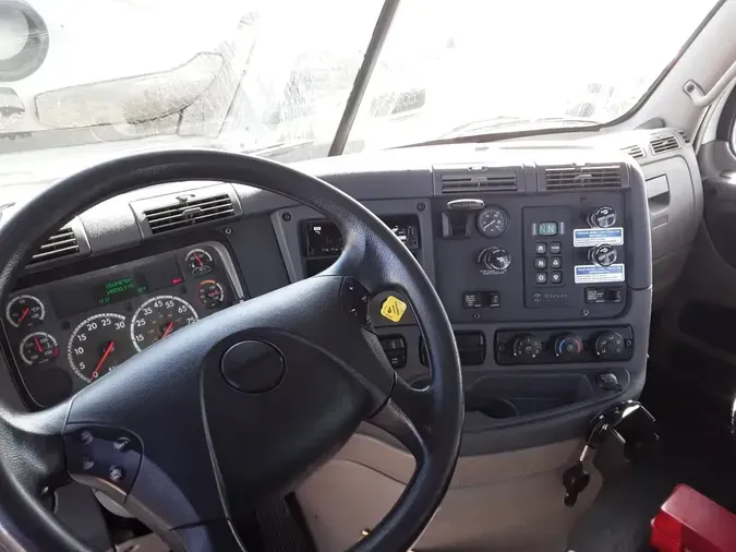 2019 FREIGHTLINER/MERCEDES CASCADIA 12510430627cad4d074fae33eeda15370f9