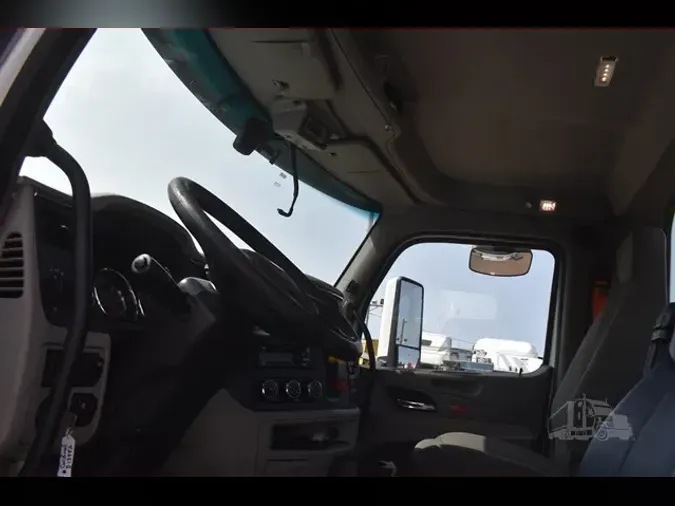 2019 PETERBILT 579