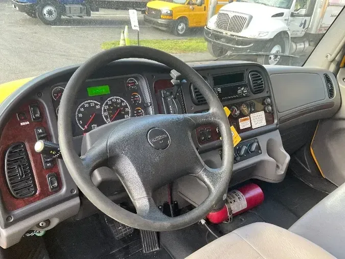 2018 Freightliner M2