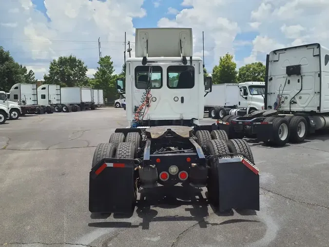 2018 FREIGHTLINER CASCADIA 125