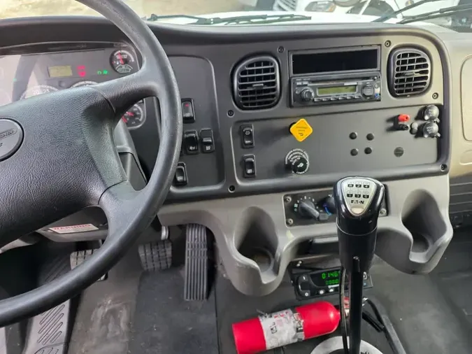 2015 FREIGHTLINER/MERCEDES M2 112104f8cc3249efc590659d786a423645c