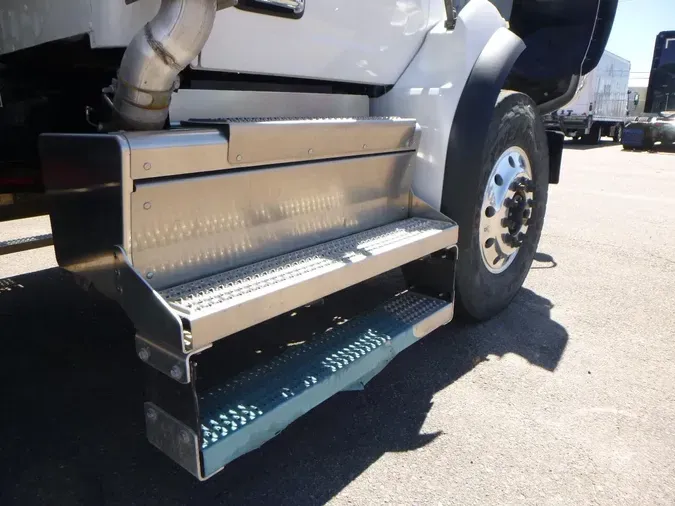 2026 Peterbilt 548