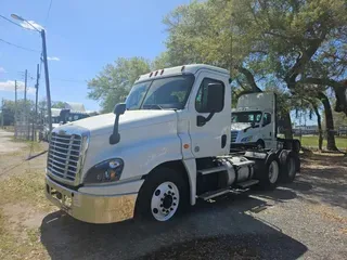 2020 FREIGHTLINER/MERCEDES CASCADIA 125